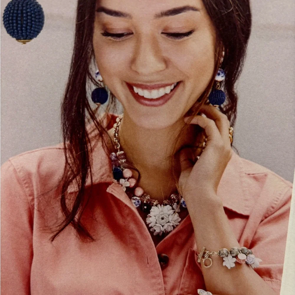 Chloe +‎ Isabel Flora Japonica Statement Necklace.  Rare. EUC